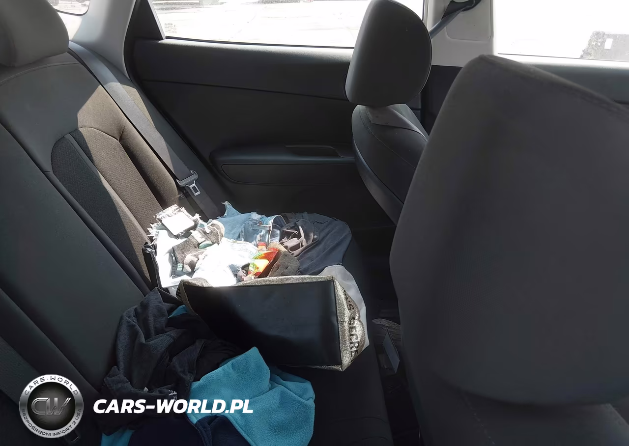 2017 Kia Optima Lx VIN:KNAGT4L32H5174411 - 8