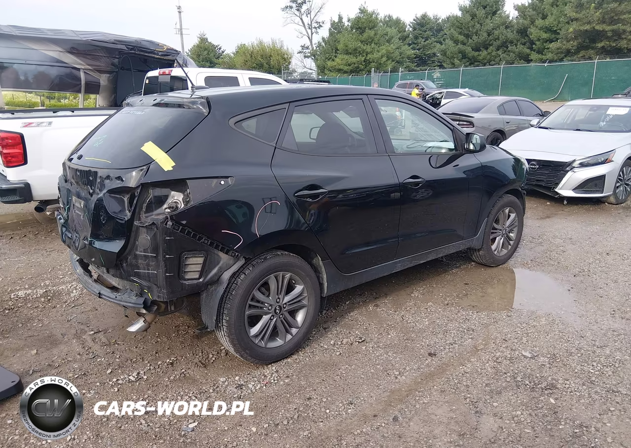 2015 Hyundai Tucson Gls VIN:KM8JT3AF7FU070916 - 4