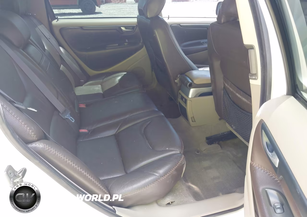 2002 Volvo V70 Xc VIN:YV1SZ58D121053350 - 8
