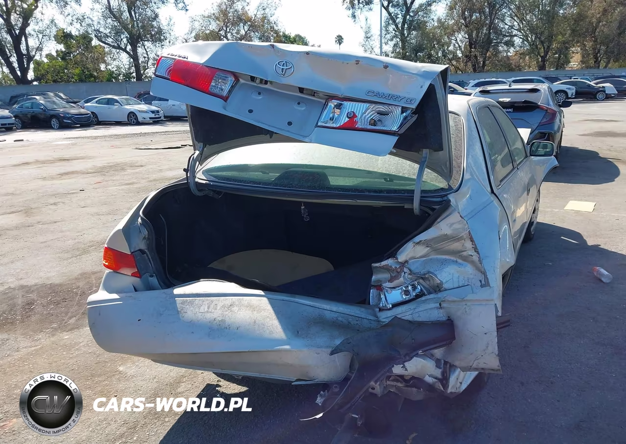 2001 Toyota Camry Ce VIN:4T1BG22K51U093604 - 12