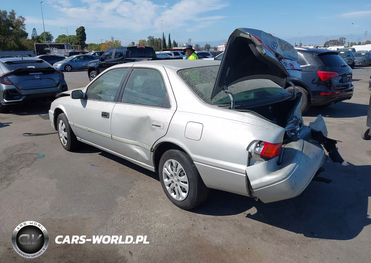 2001 Toyota Camry Ce VIN:4T1BG22K51U093604 - 3
