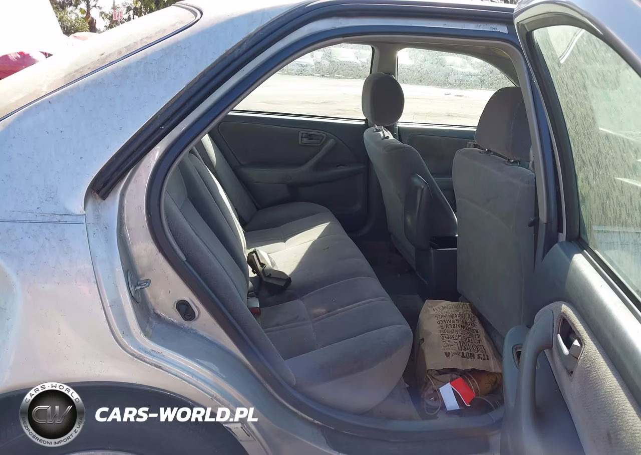 2001 Toyota Camry Ce VIN:4T1BG22K51U093604 - 8