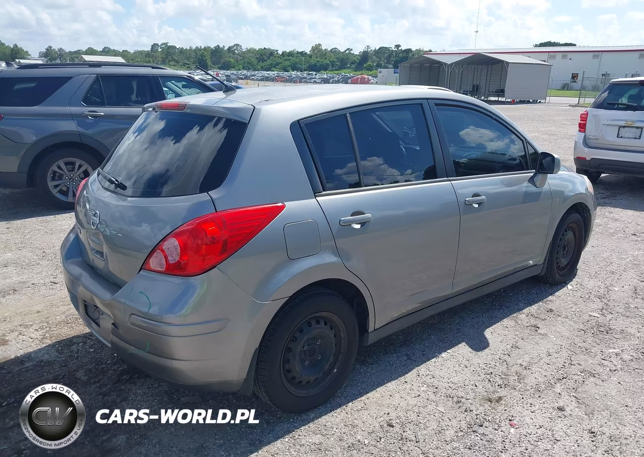 2009 Nissan Versa 1.8S VIN:3N1BC13E29L433528 - 4