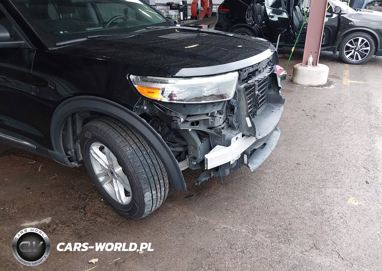 2021 Ford Explorer Xlt VIN:1FMSK8DH6MGA59340 - 18