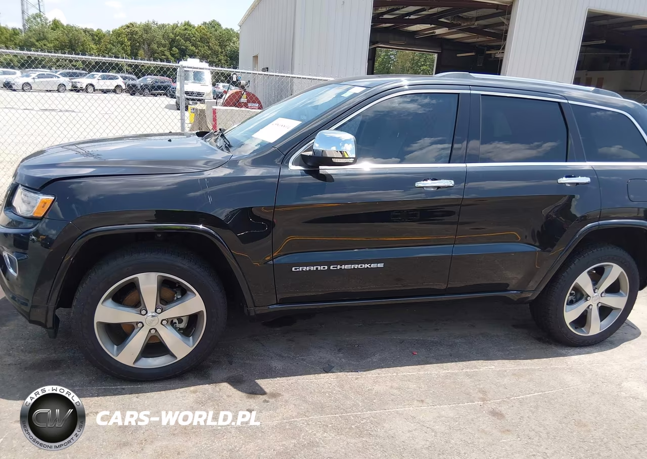 2015 Jeep Grand Cherokee Overland VIN:1C4RJECM1FC860559 - 14