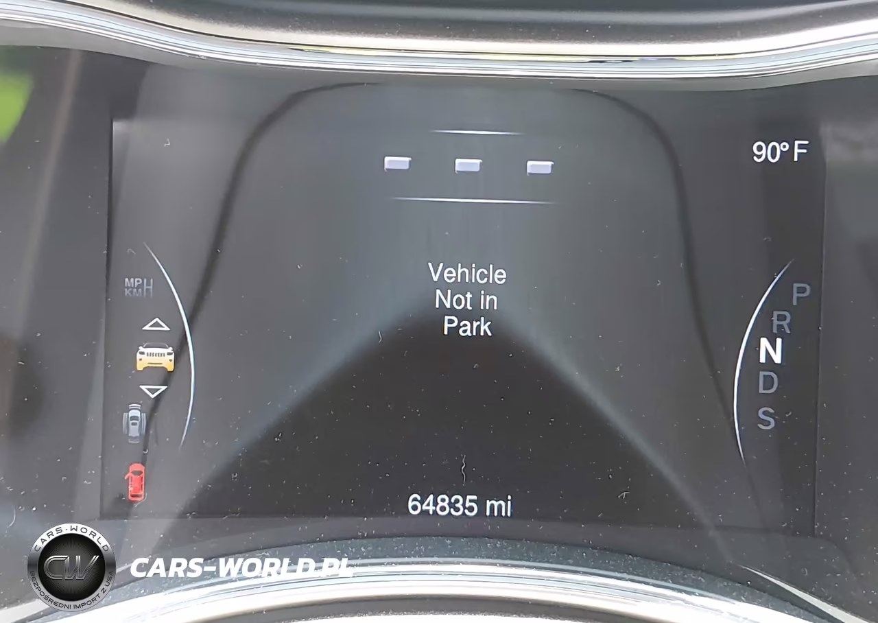 2015 Jeep Grand Cherokee Overland VIN:1C4RJECM1FC860559 - 15
