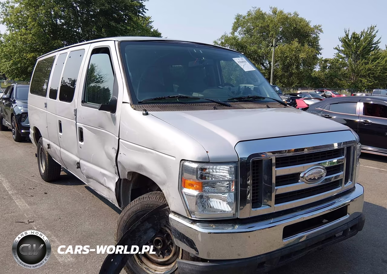 2014 Ford E-350 Super Duty Xlt