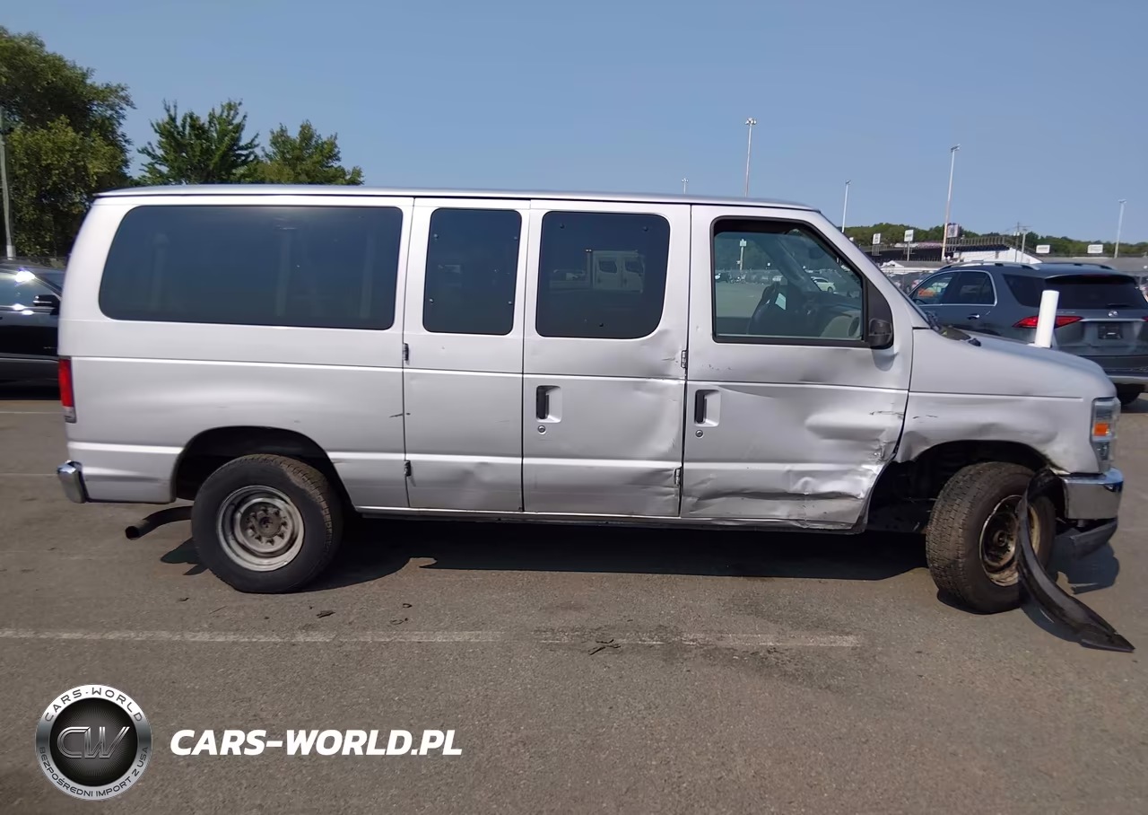 2014 Ford E-350 Super Duty Xlt VIN:1FBNE3BL5EDA67648 - 13