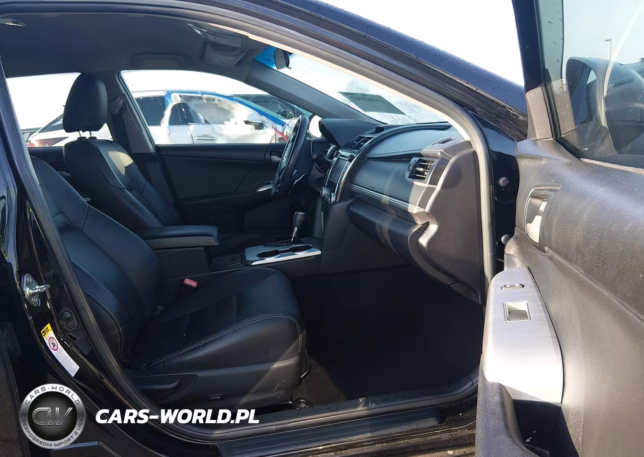 2014 Toyota Camry Se VIN:4T1BF1FK2EU744197 - 5