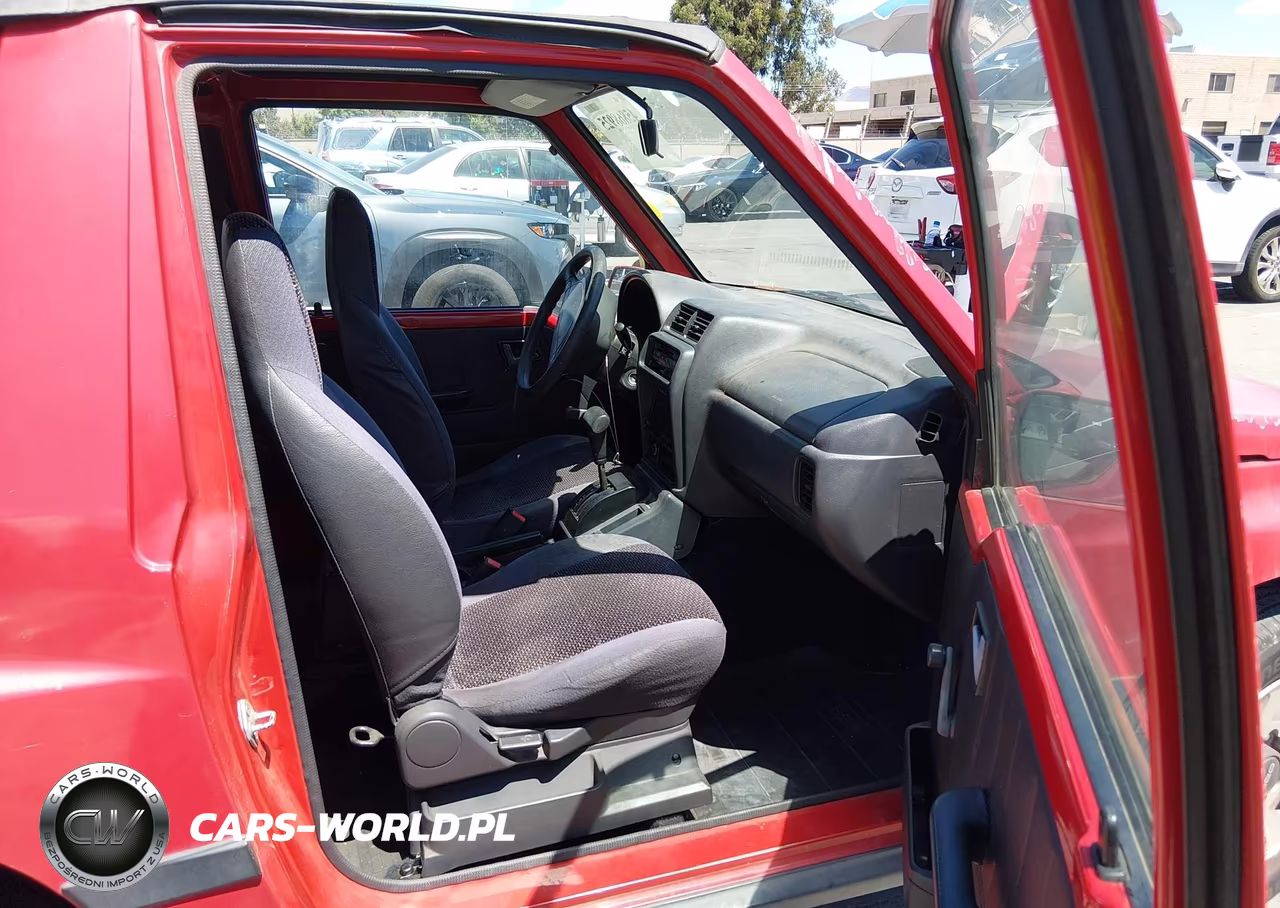 1996 Geo Tracker VIN:2CNBE1863T6928675 - 5