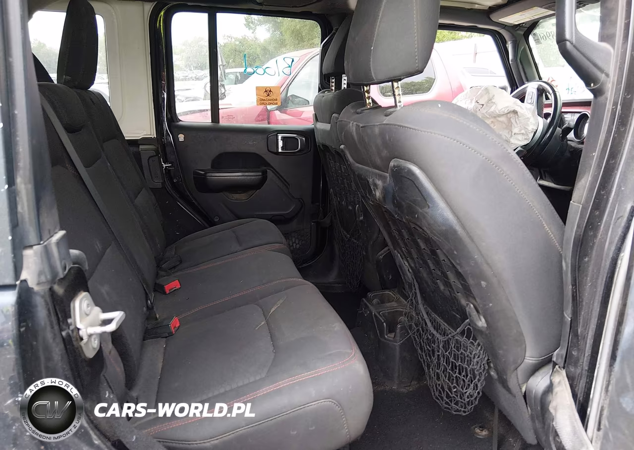 2018 Jeep Wrangler Unlimited Rubicon 4X4 VIN:1C4HJXFG1JW146144 - 8