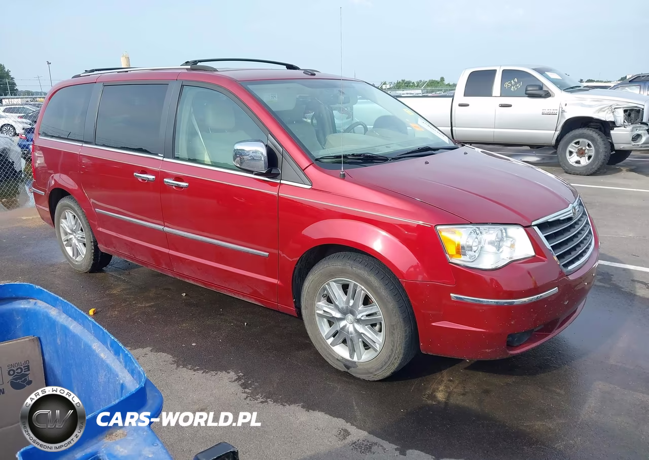 2010 Chrysler Town & Country New Limited – zdjęcie 1 z 17