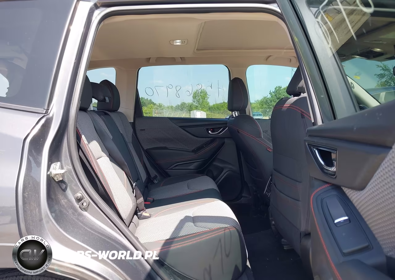 2022 Subaru Forester Sport VIN:JF2SKAGC5NH426625 - 8