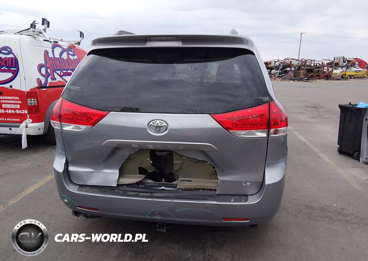 2011 Toyota Sienna Le V6 VIN:5TDKK3DC0BS099976 - 17