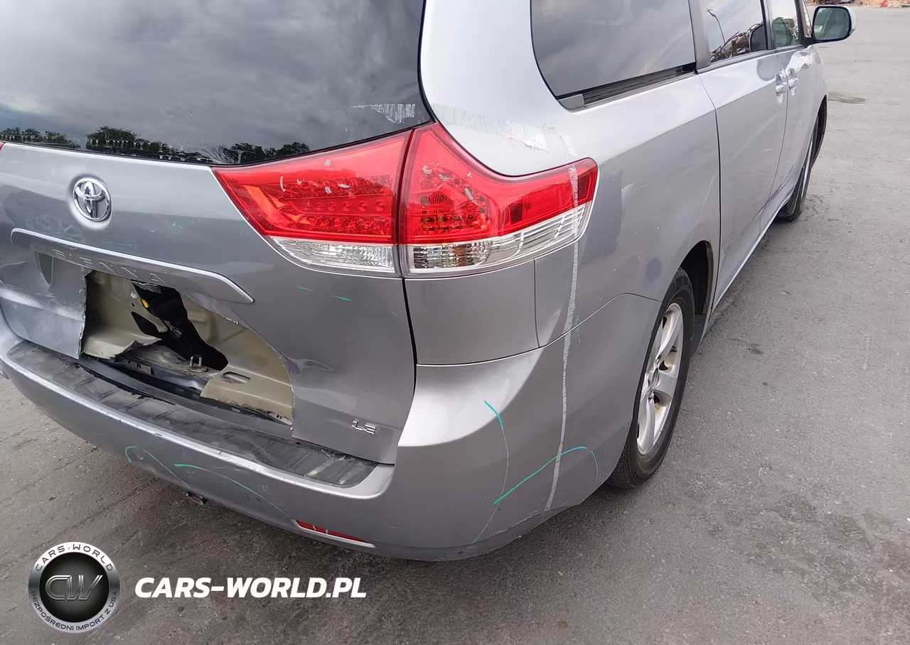 2011 Toyota Sienna Le V6 VIN:5TDKK3DC0BS099976 - 18
