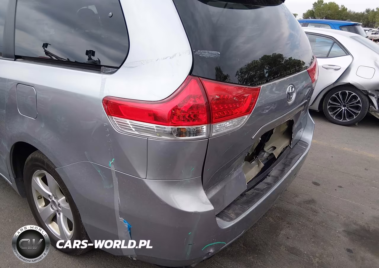 2011 Toyota Sienna Le V6 VIN:5TDKK3DC0BS099976 - 19