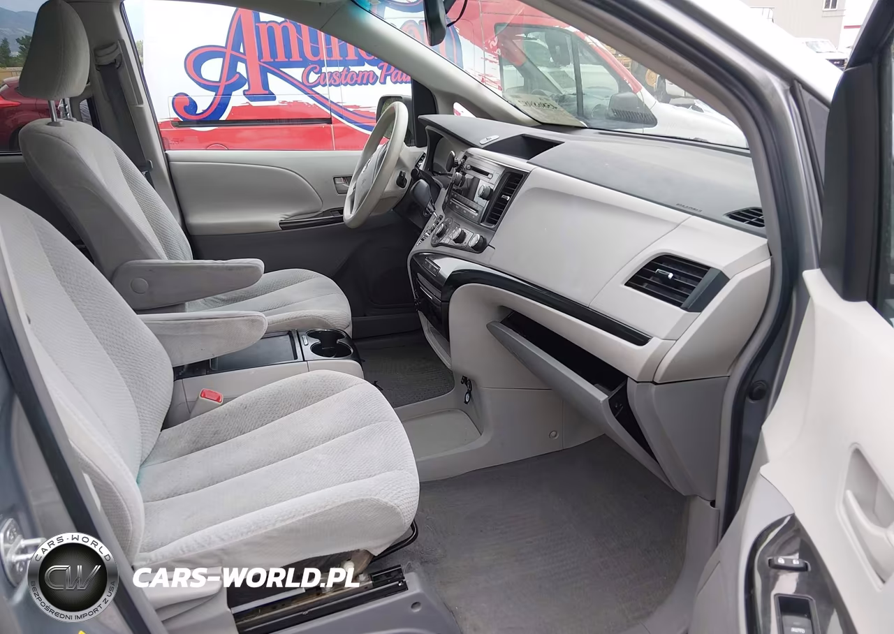 2011 Toyota Sienna Le V6 VIN:5TDKK3DC0BS099976 - 5
