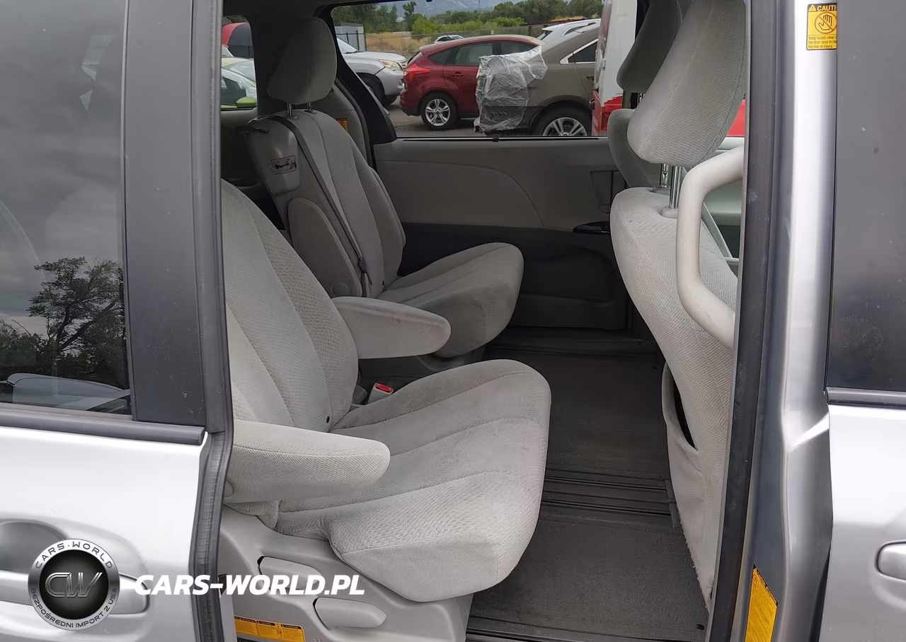 2011 Toyota Sienna Le V6 VIN:5TDKK3DC0BS099976 - 8