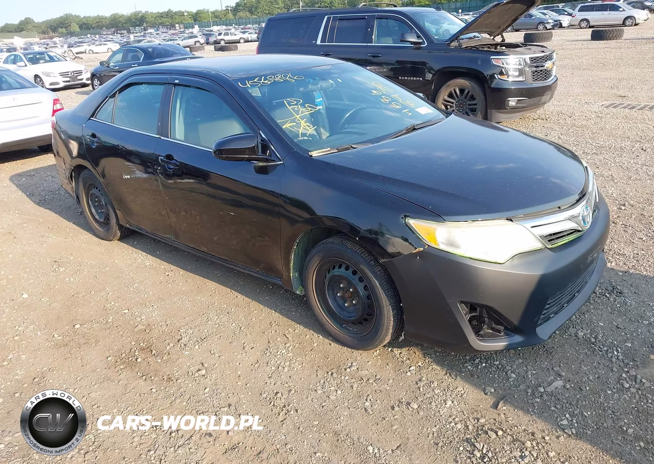 2012 Toyota Camry Hybrid Le – zdjęcie 1 z 17