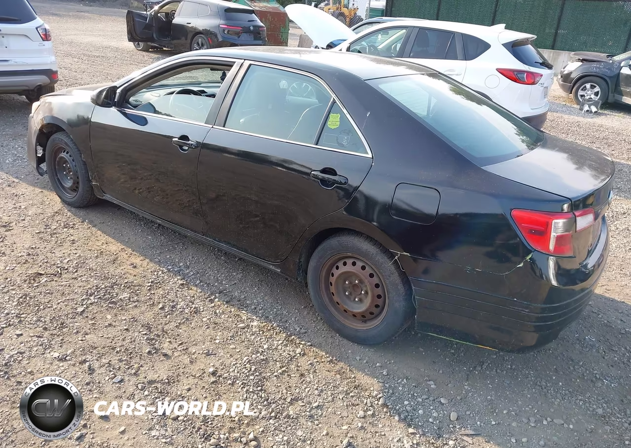 2012 Toyota Camry Hybrid Le VIN:4T1BD1FK0CU042642 - 3