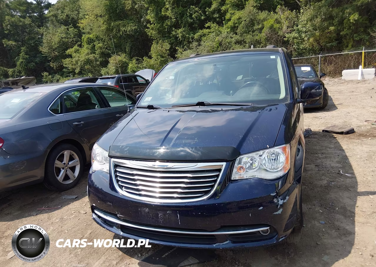2016 Chrysler Town & Country Touring VIN:2C4RC1BG0GR173001 - 13