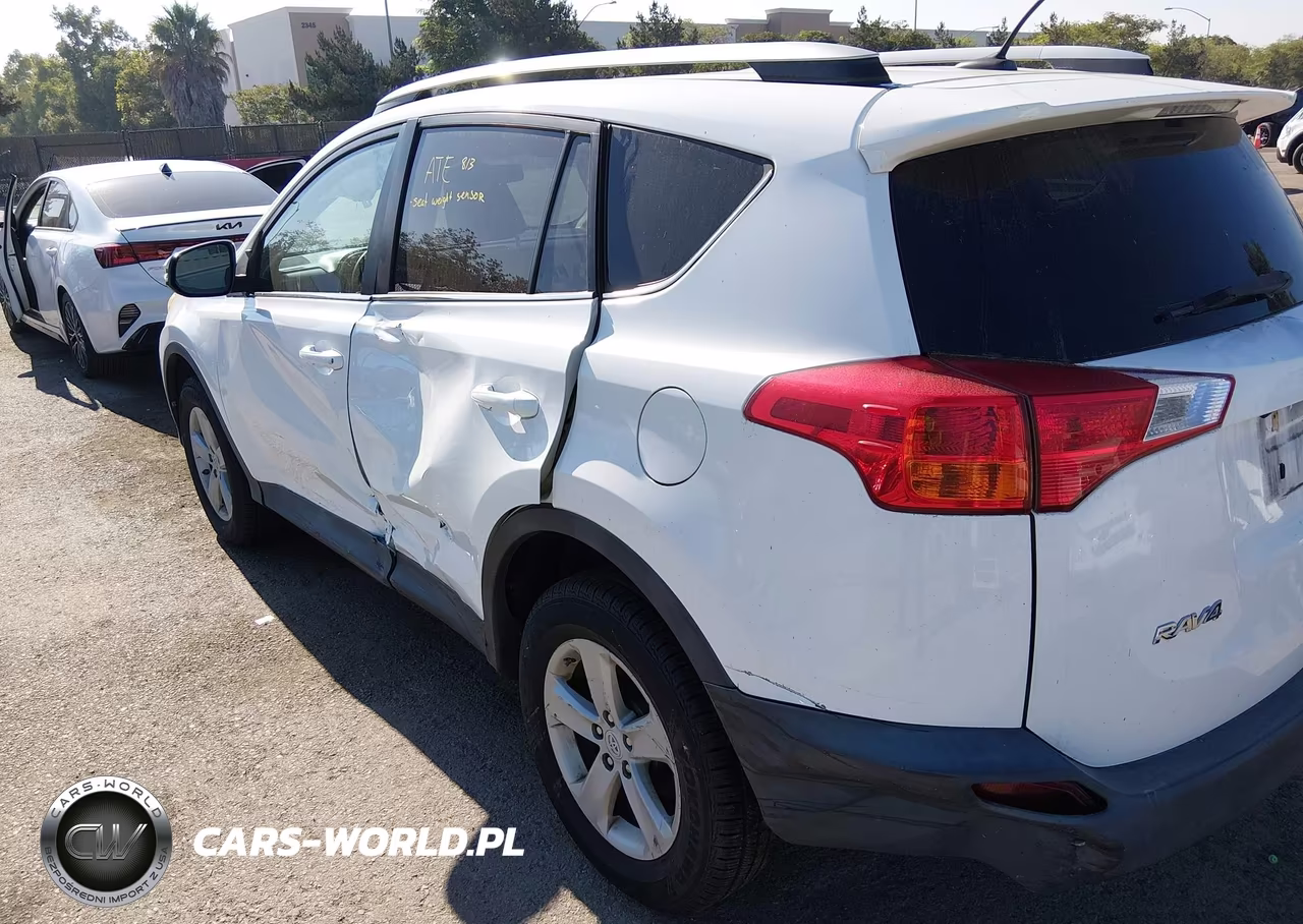 2014 Toyota Rav4 Xle VIN:2T3RFREV3EW203319 - 17