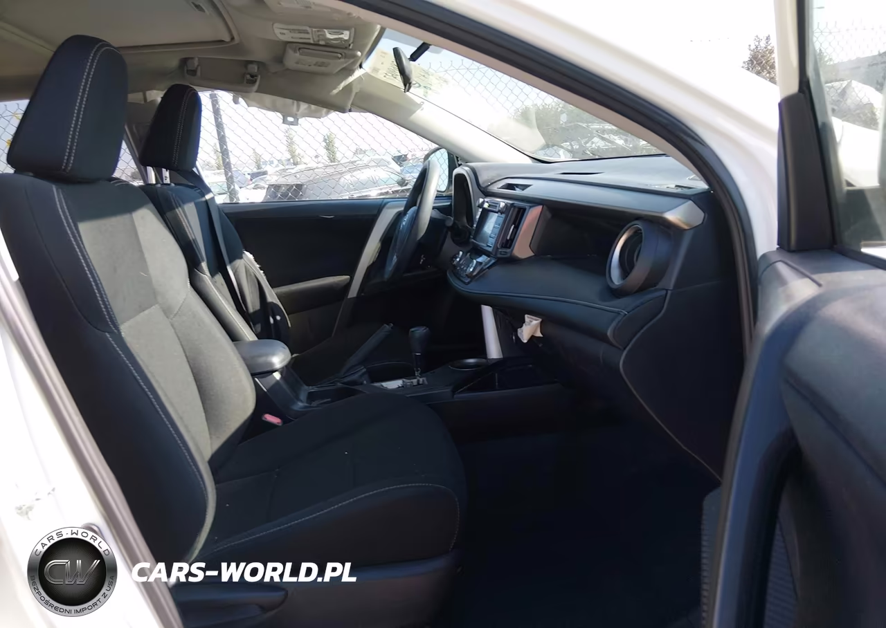 2014 Toyota Rav4 Xle VIN:2T3RFREV3EW203319 - 5