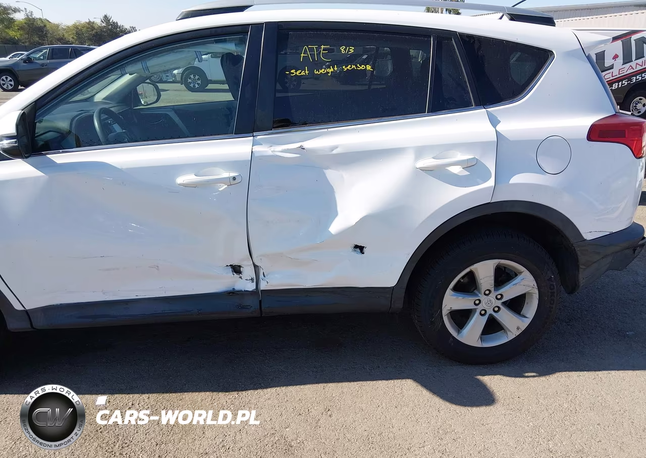 2014 Toyota Rav4 Xle VIN:2T3RFREV3EW203319 - 6