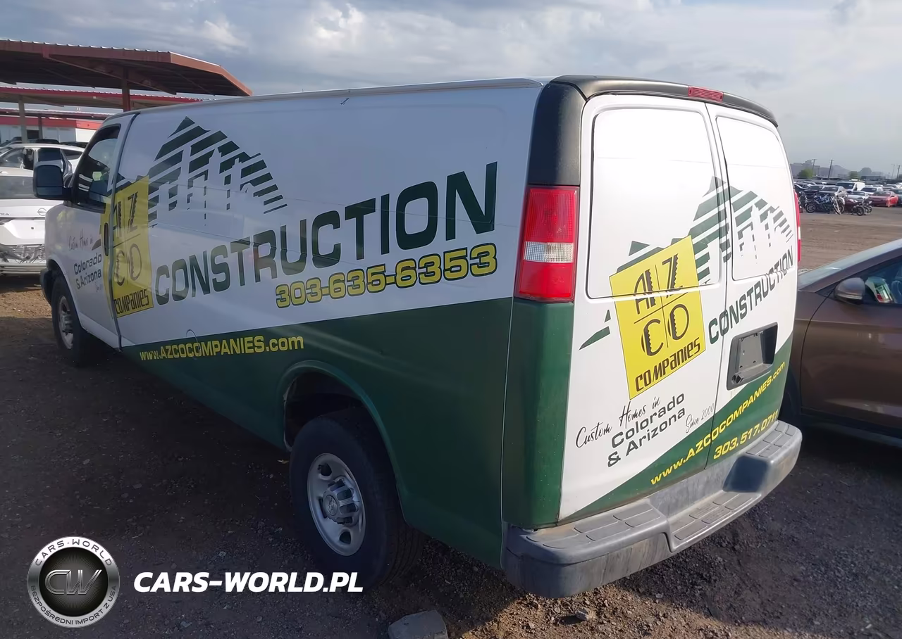 2018 Chevrolet Express 2500 Work Van VIN:1GCWGBFP7J1282543 - 3