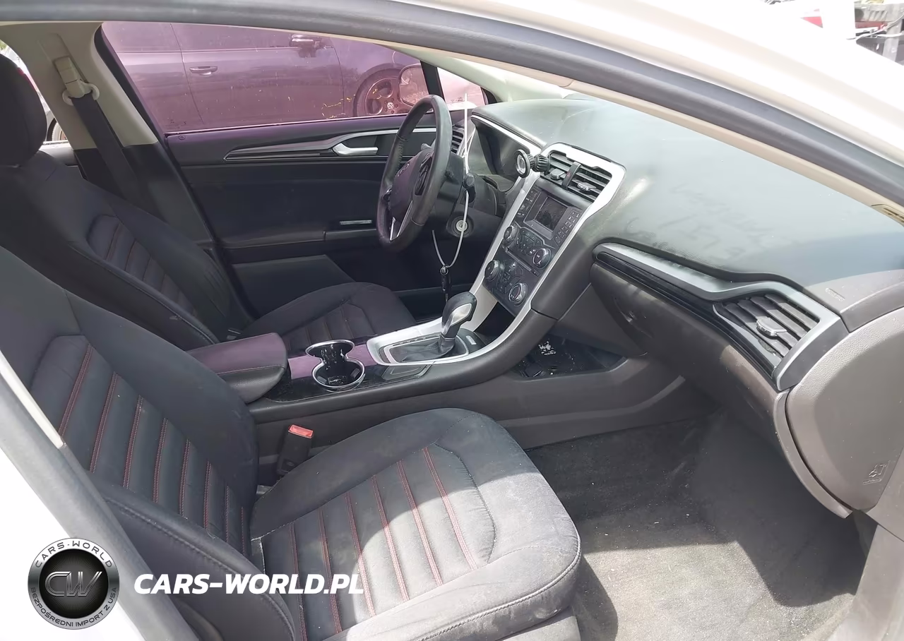 2015 Ford Fusion Se VIN:3FA6P0H75FR234818 - 5