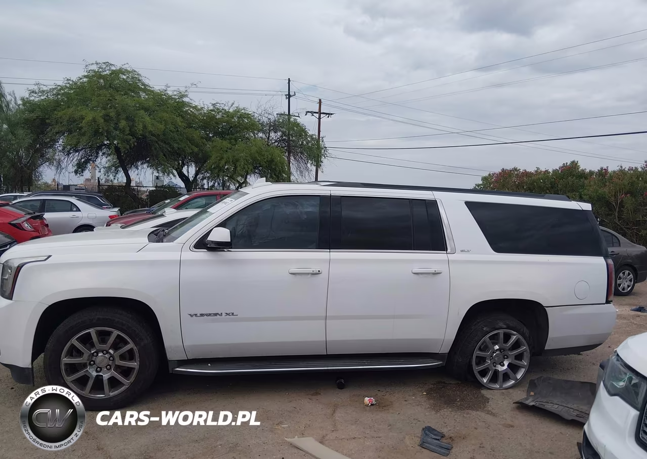 2017 GMC Yukon Xl Slt VIN:1GKS2GKC4HR261145 - 13