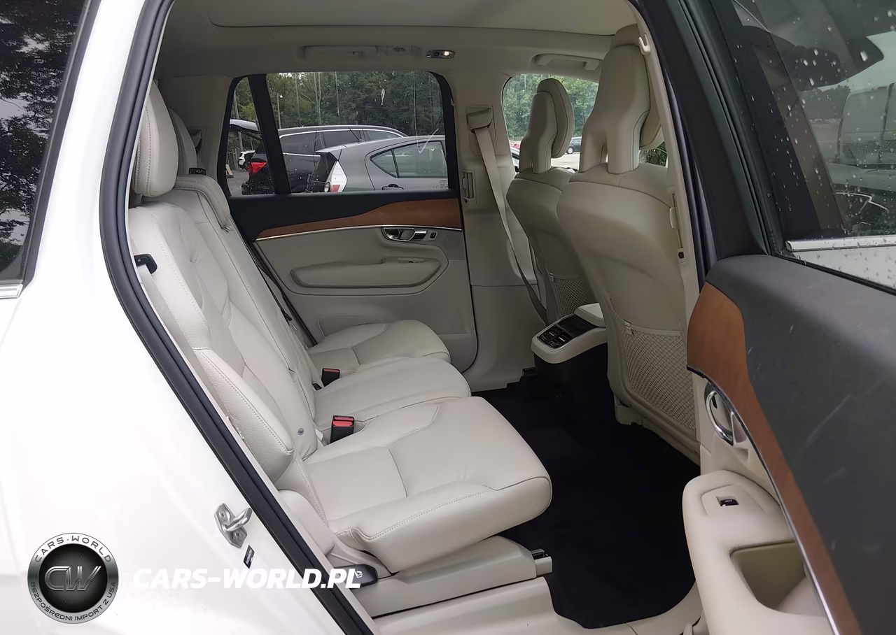 2021 Volvo Xc90 T6 Momentum 7 Passenger VIN:YV4A22PK4M1678944 - 8