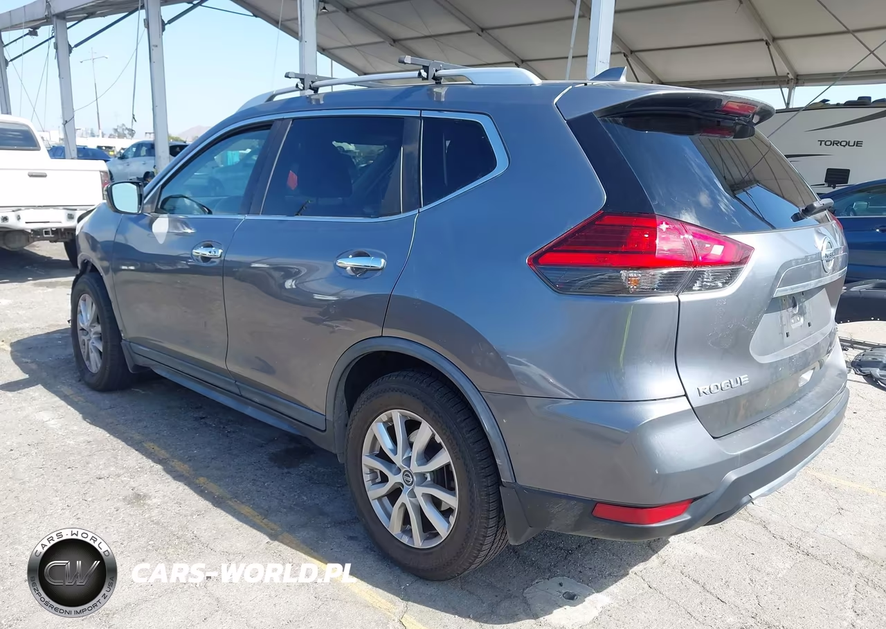 2017 Nissan Rogue Sv VIN:KNMAT2MT8HP607827 - 3