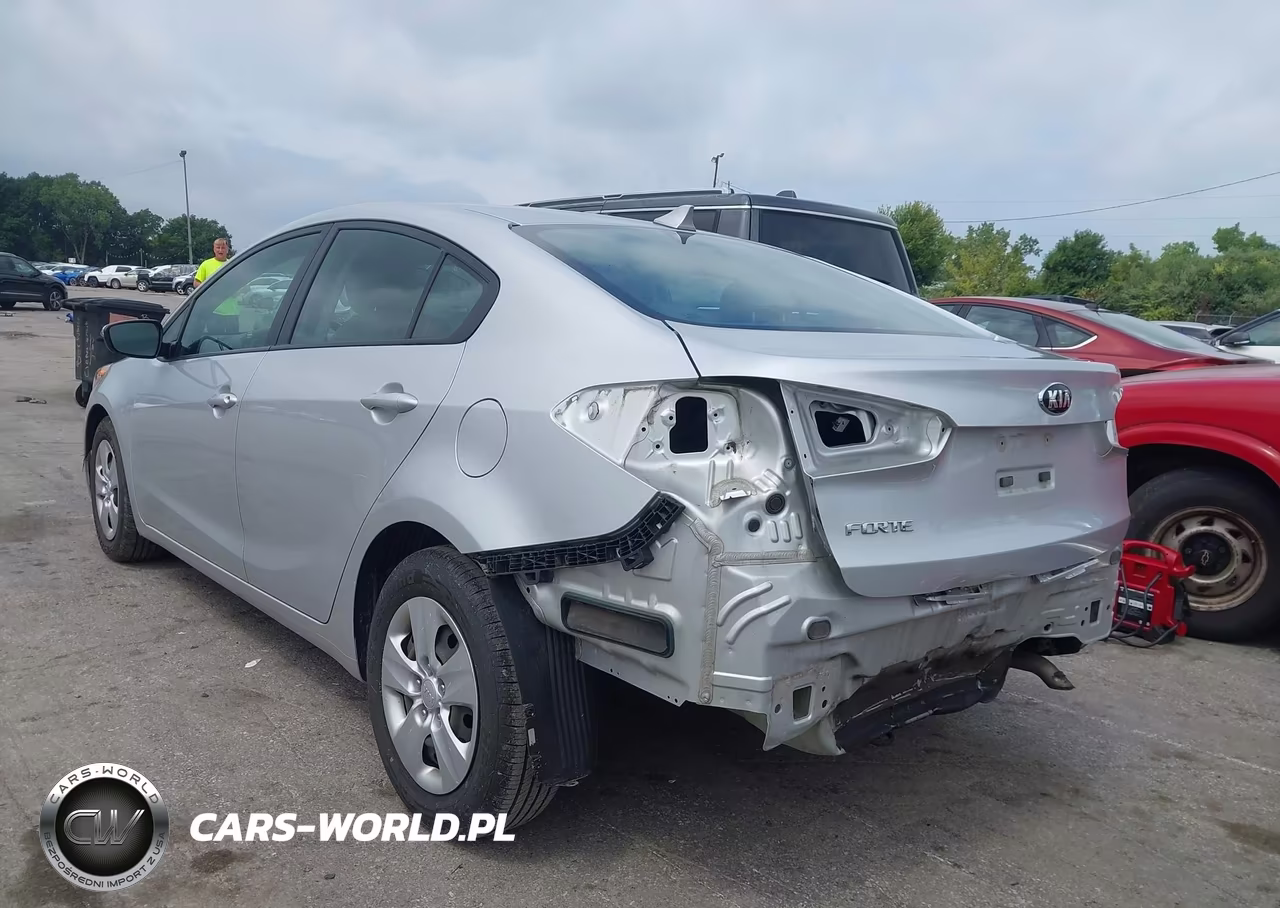 2015 Kia Forte Lx VIN:KNAFX4A68F5430514 - 3