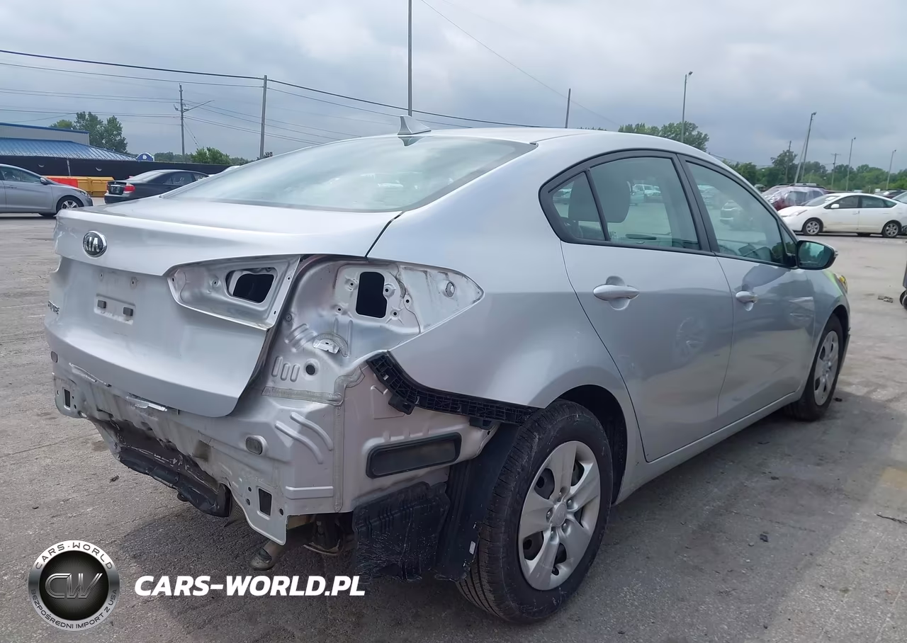 2015 Kia Forte Lx VIN:KNAFX4A68F5430514 - 4