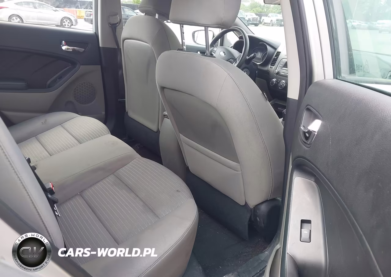 2015 Kia Forte Lx VIN:KNAFX4A68F5430514 - 8