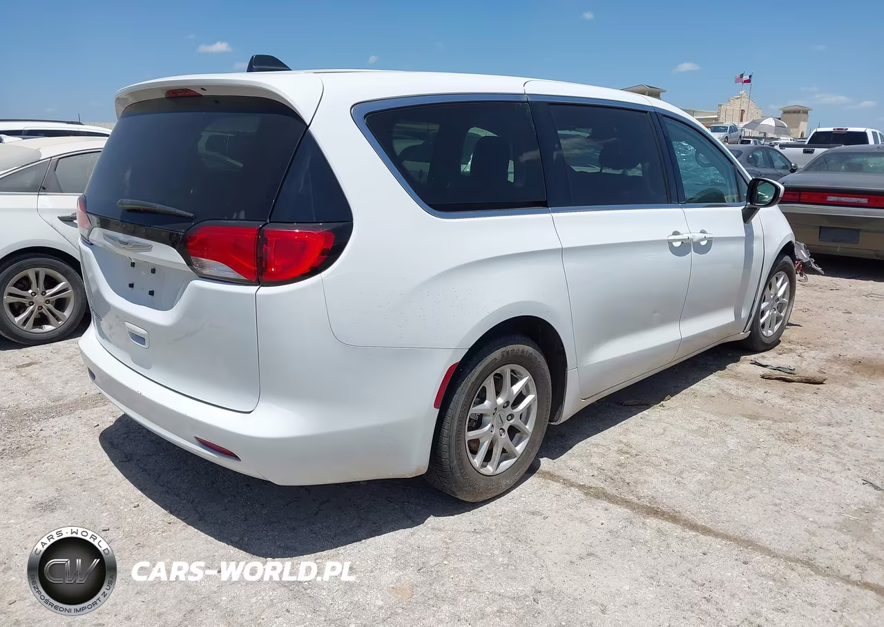 2022 Chrysler Voyager Lx VIN:2C4RC1CG6NR102770 - 4