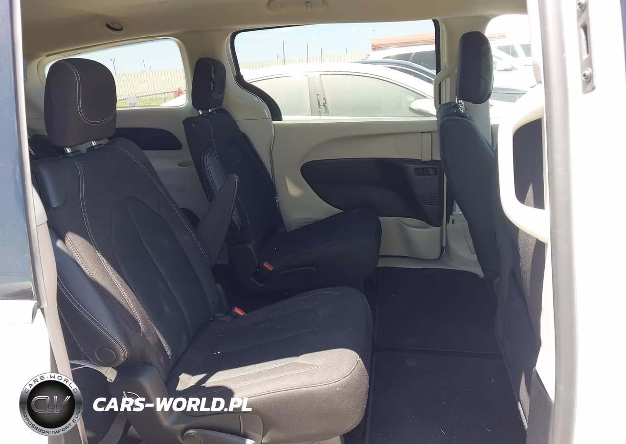 2022 Chrysler Voyager Lx VIN:2C4RC1CG6NR102770 - 8