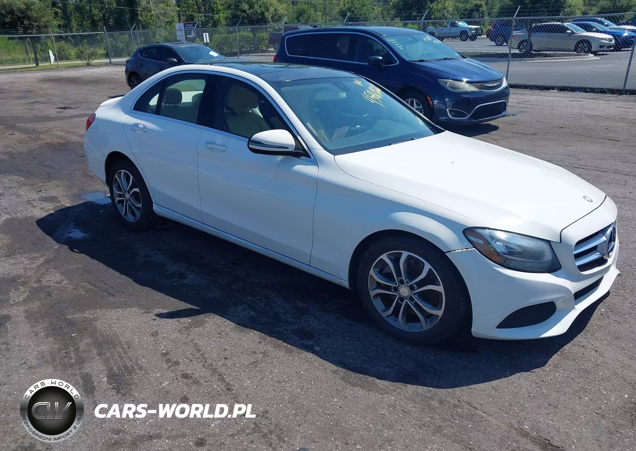 2016 Mercedes-Benz C 300 – zdjęcie 1 z 16