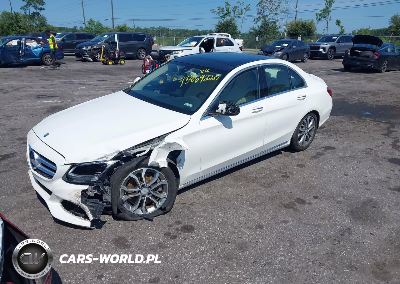 2016 Mercedes-Benz C 300 VIN:55SWF4JB5GU174463 - 2