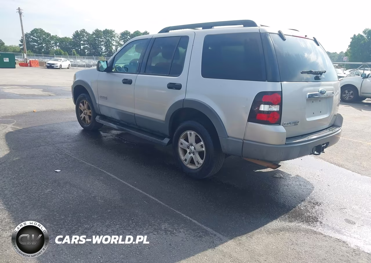 2006 Ford Explorer Xlt VIN:1FMEU63E16UA01398 - 3