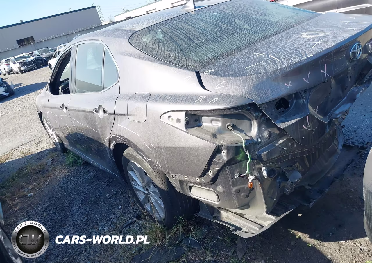 2024 Toyota Camry Le VIN:4T1C11AK8RU200657 - 3