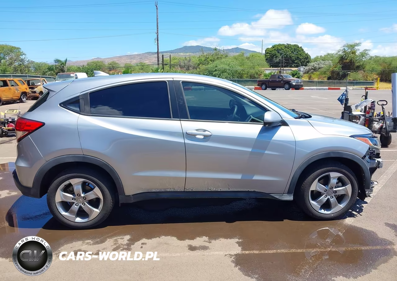 2020 Honda Hr-V Awd Lx VIN:3CZRU6H31LM722585 - 13