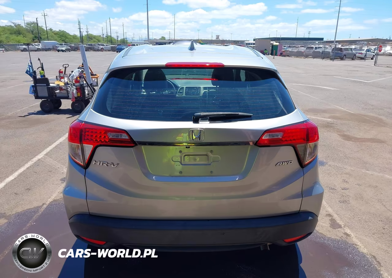2020 Honda Hr-V Awd Lx VIN:3CZRU6H31LM722585 - 16