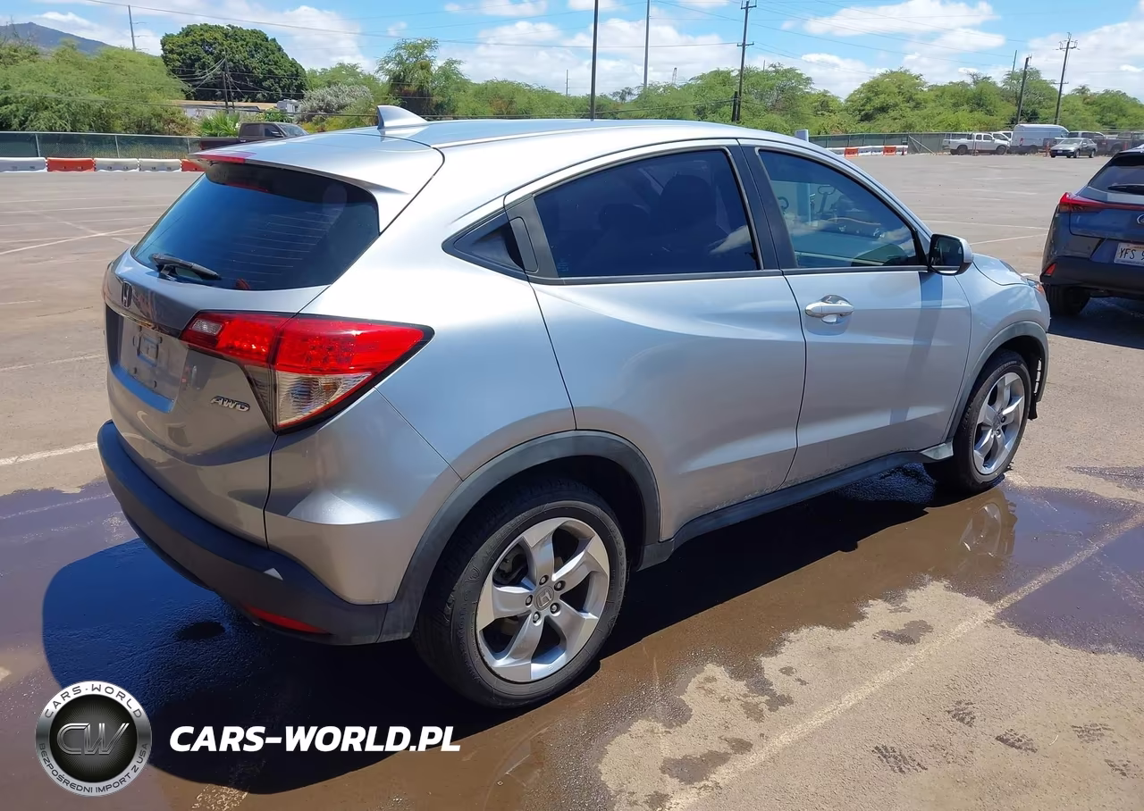 2020 Honda Hr-V Awd Lx VIN:3CZRU6H31LM722585 - 4