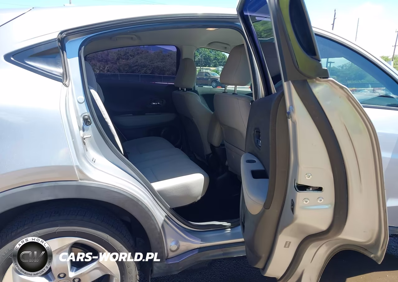 2020 Honda Hr-V Awd Lx VIN:3CZRU6H31LM722585 - 8