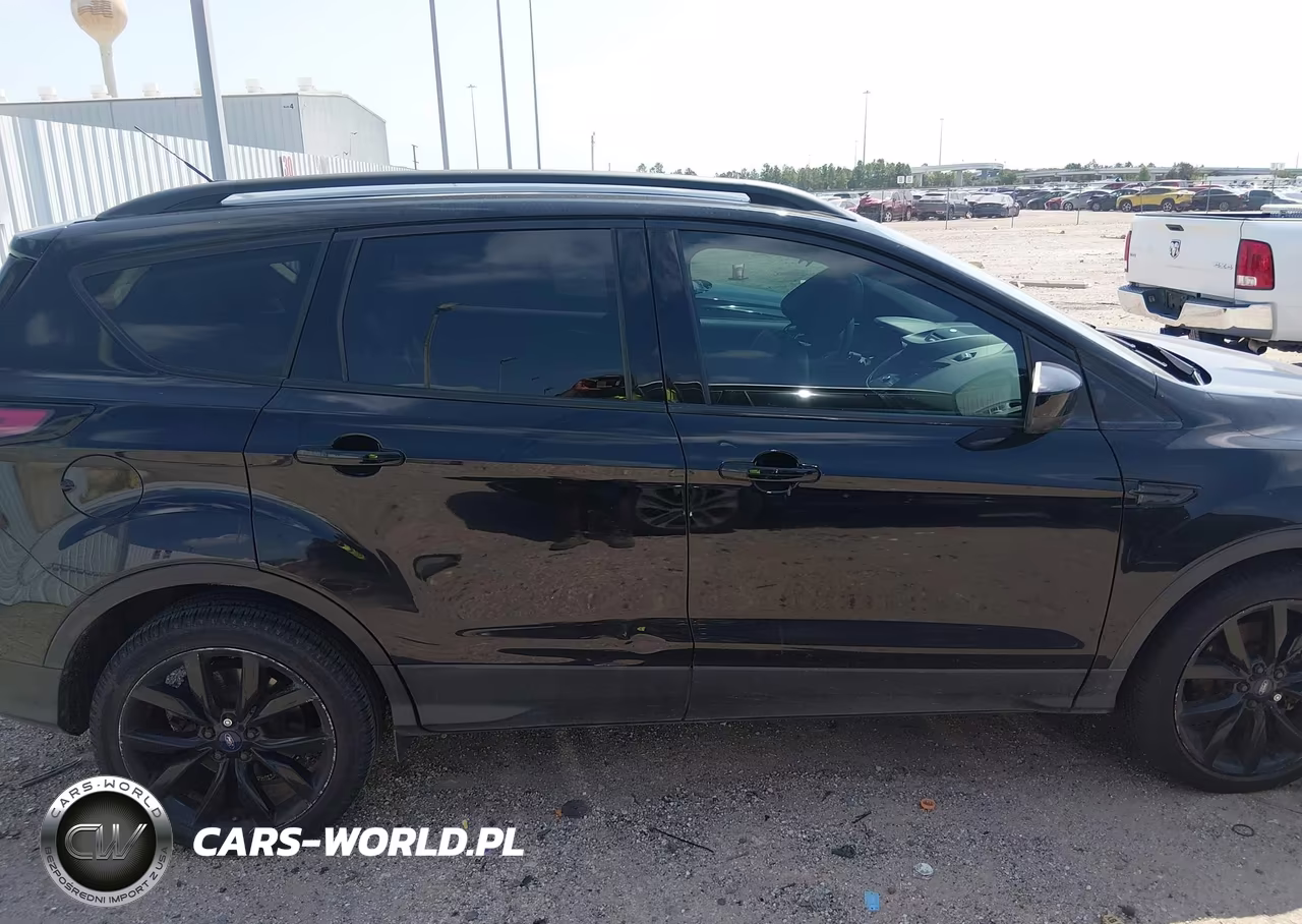 2017 Ford Escape Se VIN:1FMCU0G90HUB88654 - 14