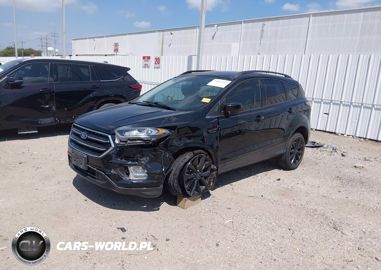 2017 Ford Escape Se VIN:1FMCU0G90HUB88654 - 2