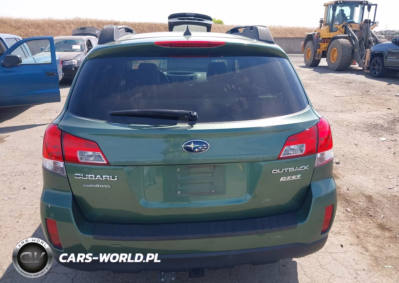 2014 Subaru Outback 2.5I Premium VIN:4S4BRBCC8E3205860 - 16
