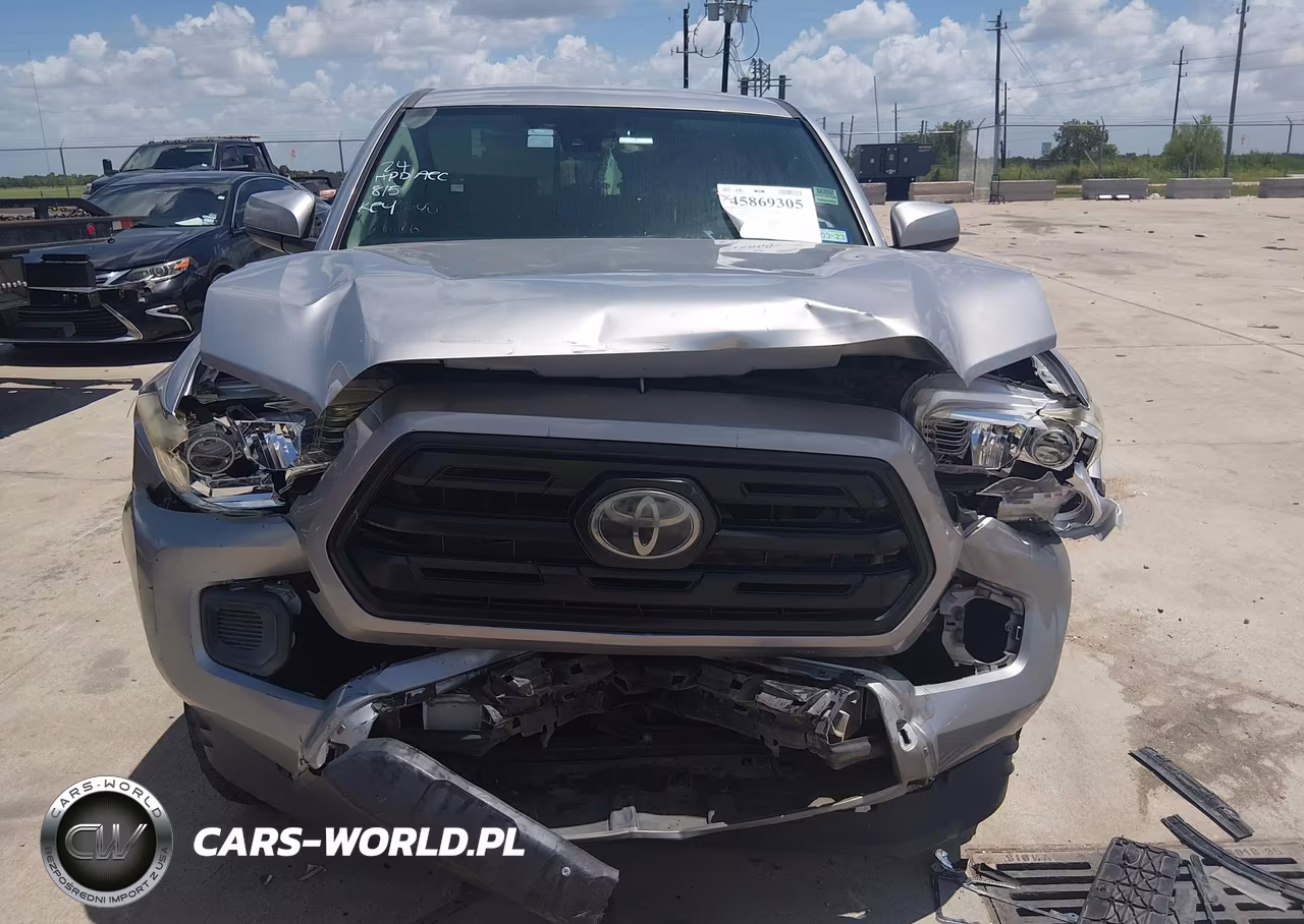 2018 Toyota Tacoma Sr VIN:5TFAX5GN5JX123347 - 12